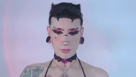     online show from 04/28/26, 12:42