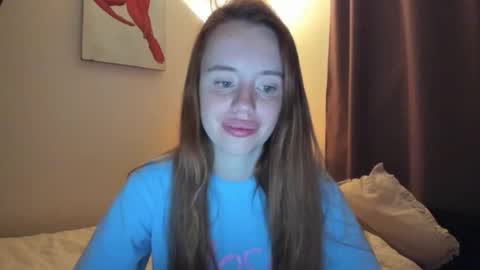 Snapshot of aliensi chatting on 10/26/25, 07:53 aliensi online show from 10/26/25, 07:53