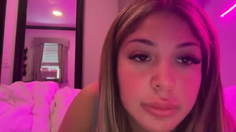 Snapshot of alienstar2000 chatting on 04/05/26, 01:19 alienstar2000 online show from 04/05/26, 01:19