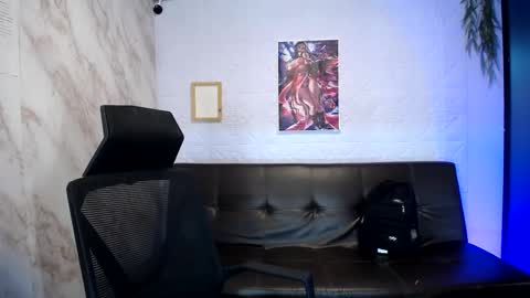 Alice online show from 03/11/25, 03:34