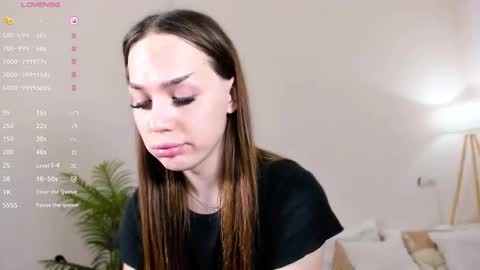 Snapshot of alina_39 chatting on 09/27/25, 02:11 alina_39 online show from 09/27/25, 02:11