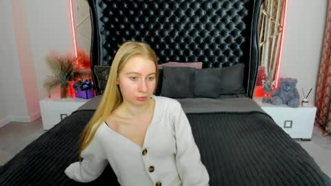 Alina online show from 04/01/26, 02:36
