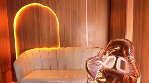alina_b_ online show from 05/07/26, 08:25