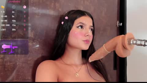 Snapshot of alina_cute18 chatting on 02/02/25, 02:56 alina online show from 02/02/25, 02:56