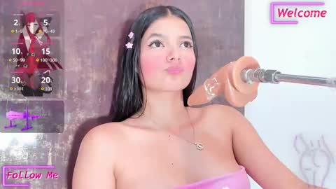 Snapshot of alina_cute18 chatting on 03/03/25, 06:26 alina online show from 03/03/25, 06:26