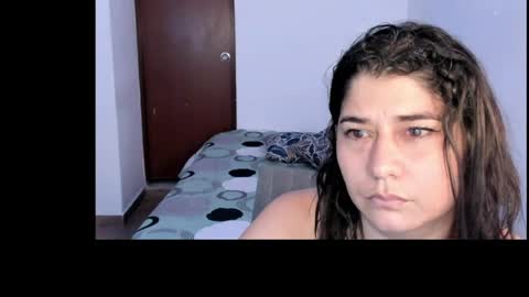 alinabozz1 online show from 06/30/26, 11:50