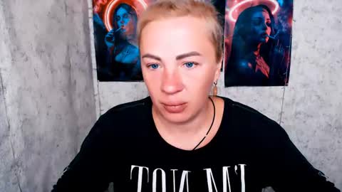 Snapshot of alinafrey_ chatting on 07/12/26, 04:58 Alina online show from 07/12/26, 04:58