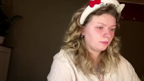 Alina online show from 04/15/26, 10:32