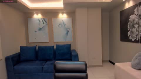 alinakravitz_ online show from 02/01/26, 06:06