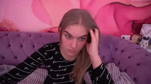 Alina online show from 02/02/26, 01:32