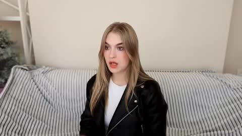 Alina online show from 03/11/26, 09:32