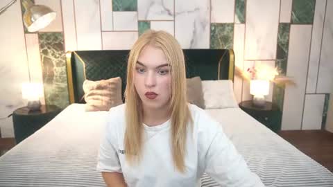 Alina online show from 07/26/26, 12:23