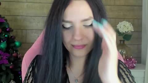 Snapshot of alinamarshal chatting on 01/08/26, 04:26 AlinaMarshal online show from 01/08/26, 04:26