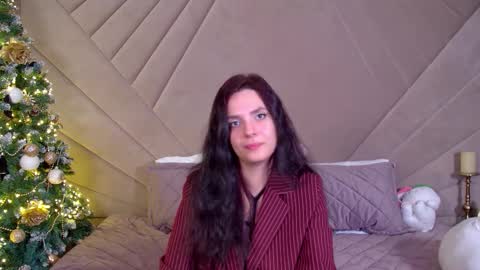 Snapshot of alinamarshal chatting on 01/15/26, 04:28 AlinaMarshal online show from 01/15/26, 04:28