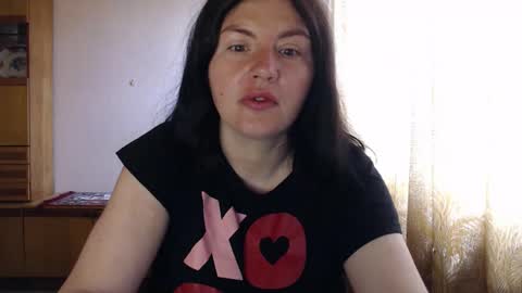 Snapshot of alinaxjames chatting on 04/21/26, 09:15 AlinaxJames online show from 04/21/26, 09:15