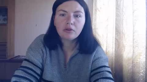 Snapshot of alinaxjames chatting on 04/22/26, 08:17 AlinaxJames online show from 04/22/26, 08:17