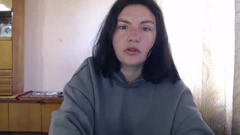 Snapshot of alinaxjames chatting on 04/27/26, 07:39 AlinaxJames online show from 04/27/26, 07:39