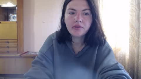 Snapshot of alinaxjames chatting on 05/14/26, 08:43 AlinaxJames online show from 05/14/26, 08:43