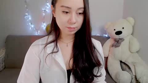 AlinaXRose online show from 10/25/25, 11:21