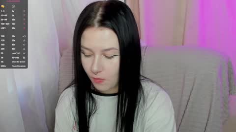 Aline Greeeen online show from 02/05/25, 10:51