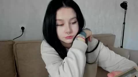 Aline Greeeen online show from 02/13/25, 07:35