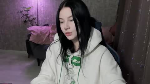 Aline Greeeen online show from 09/14/25, 12:54