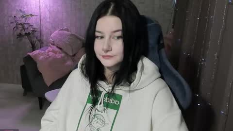 Aline Greeeen online show from 09/27/25, 05:12