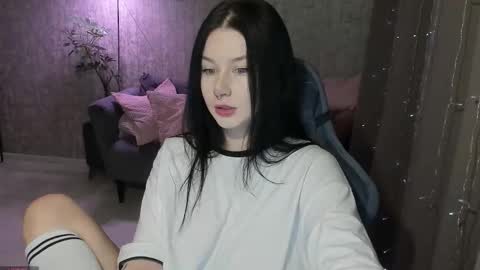 Aline Greeeen online show from 10/16/25, 01:17