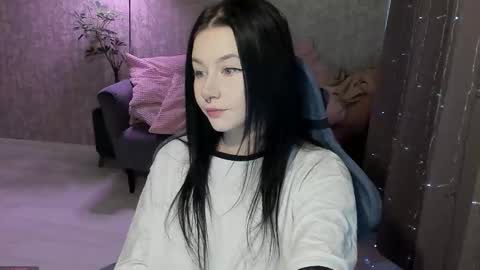 Aline Greeeen online show from 10/18/25, 04:15