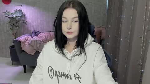 Aline Greeeen online show from 11/29/25, 03:31