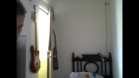 Snapshot of alinnacrossdeep chatting on 02/08/25, 12:39 alinnacrossdeep online show from 02/08/25, 12:39