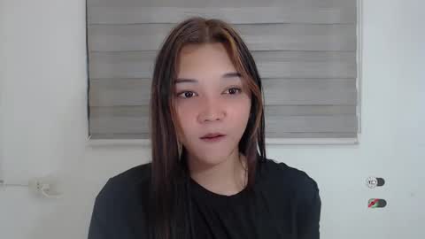 Shanti xhey online show from 01/29/25, 01:27