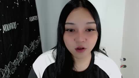 Shanti xhey online show from 03/09/26, 10:52