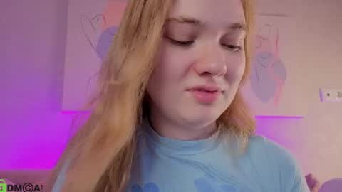 Snapshot of alisa_lesly chatting on 06/11/26, 02:53 Alisa GMT2 Wen - Sun 10 AM - 4 PM except Monday and Tuesday online show from 06/11/26, 02:53