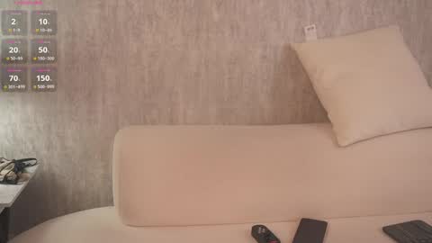 Snapshot of alisa_roldan chatting on 06/02/26, 01:46 online show from 06/02/26, 01:46