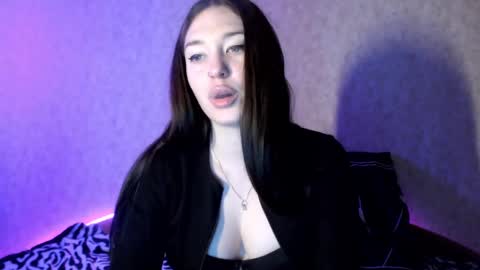 alisaadoll online show from 02/19/25, 04:11