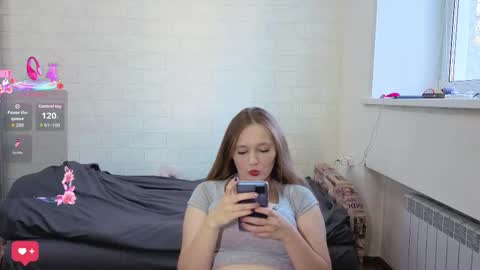 alisawyn online show from 10/15/25, 08:14