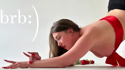 Snapshot of alisaxfox chatting on 03/05/25, 01:39 Alisa online show from 03/05/25, 01:39