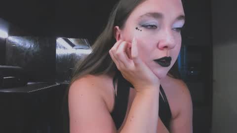 Snapshot of alisaxfox chatting on 07/16/26, 10:10 Alisa online show from 07/16/26, 10:10