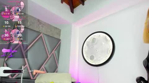 alise_mason online show from 02/21/26, 12:00