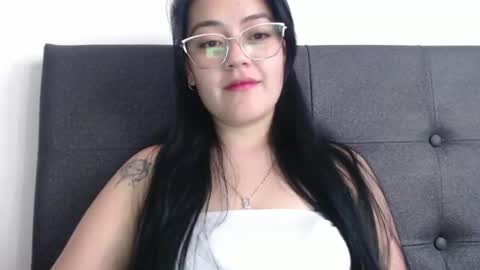 alisha_9997 online show from 10/14/25, 09:48