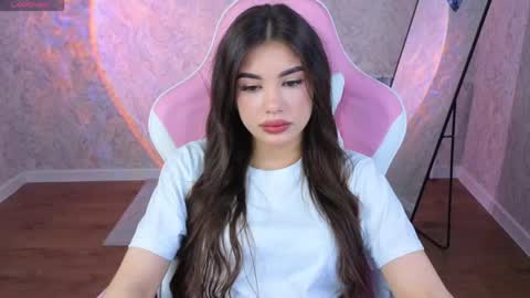 Snapshot of alisha_blakee chatting on 04/14/26, 01:55 Alisha online show from 04/14/26, 01:55