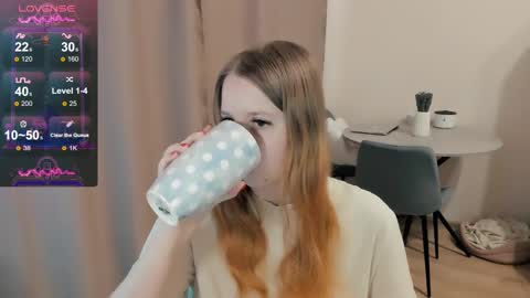 Snapshot of alisha_ley chatting on 02/11/25, 10:59 Alya online show from 02/11/25, 10:59