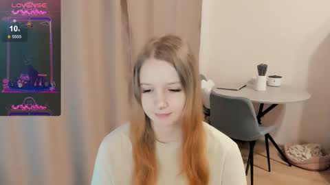 Snapshot of alisha_ley chatting on 02/13/25, 06:30 Alya online show from 02/13/25, 06:30