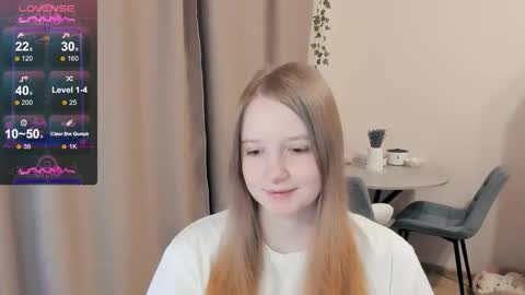 Snapshot of alisha_ley chatting on 10/04/25, 08:29 Alya online show from 10/04/25, 08:29