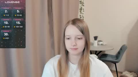 Snapshot of alisha_ley chatting on 10/26/25, 05:41 Alya online show from 10/26/25, 05:41