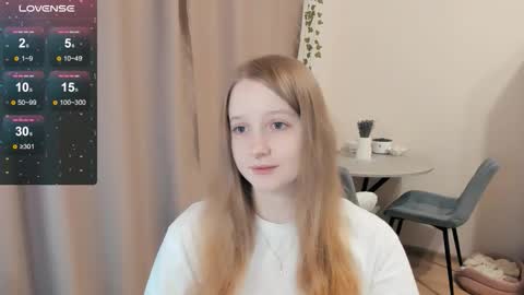 Snapshot of alisha_ley chatting on 10/30/25, 11:33 Alya online show from 10/30/25, 11:33