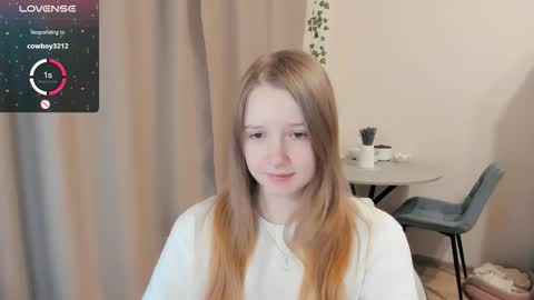 Snapshot of alisha_ley chatting on 11/04/25, 03:05 Alya online show from 11/04/25, 03:05