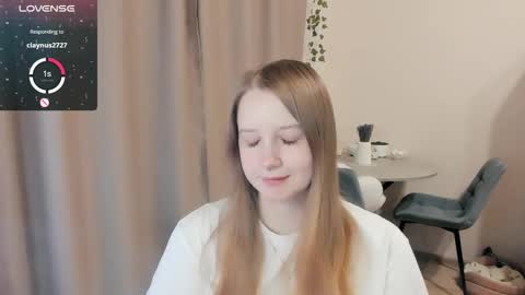 Snapshot of alisha_ley chatting on 11/07/25, 03:23 Alya online show from 11/07/25, 03:23