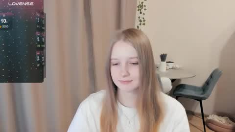 Snapshot of alisha_ley chatting on 11/16/25, 10:04 Alya online show from 11/16/25, 10:04